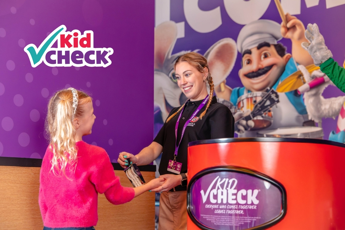 A photo of a kid check at Chuck E. Cheese Australia.
